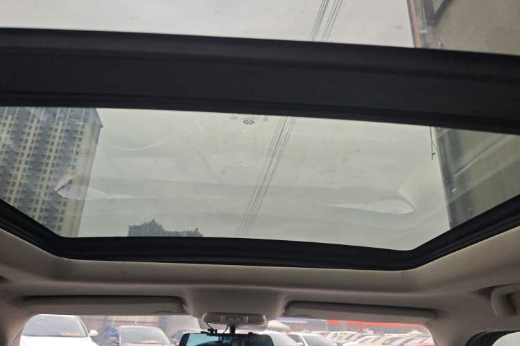 Used BAIC Off-Road BJ20 2016 1.5T CVT Luxury Model Headliner