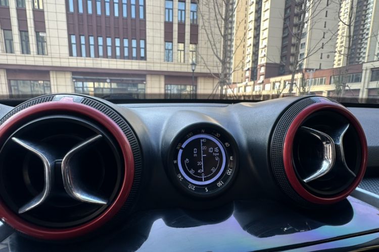 Used BAIC Off-Road BJ20 2016 1.5T CVT Luxury Model Interior 10