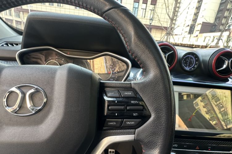 Used BAIC Off-Road BJ20 2016 1.5T CVT Luxury Model Interior 12
