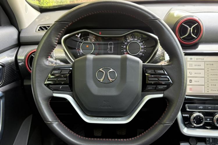 Used BAIC Off-Road BJ20 2016 1.5T Manual Luxury Model Interior 2