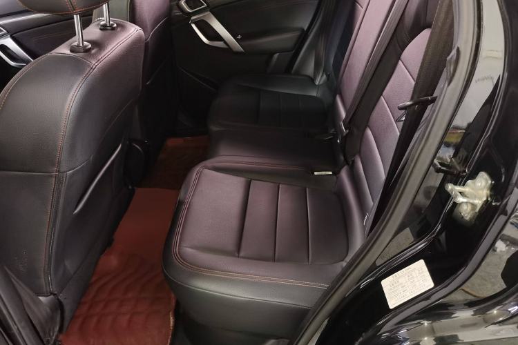 Used BAIC Off-Road BJ20 2016 1.5T CVT Luxury Model Interior 4