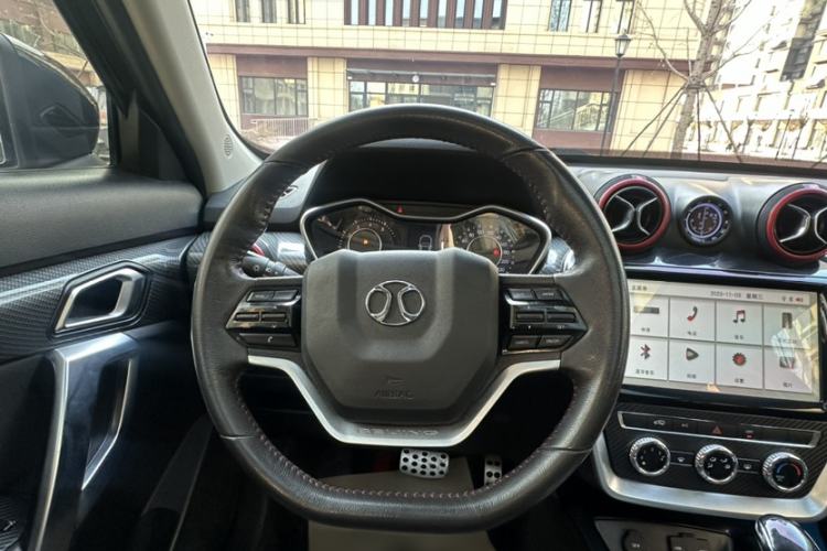 Used BAIC Off-Road BJ20 2016 1.5T CVT Luxury Model Interior 6