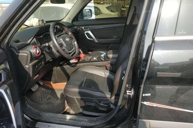 Used BAIC Off-Road BJ20 2016 1.5T CVT Luxury Model Left Front Seat