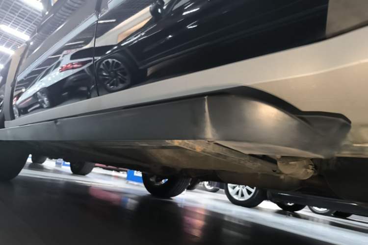 Used BAIC Off-Road BJ20 2016 1.5T Manual Luxury Model Left Side Sill