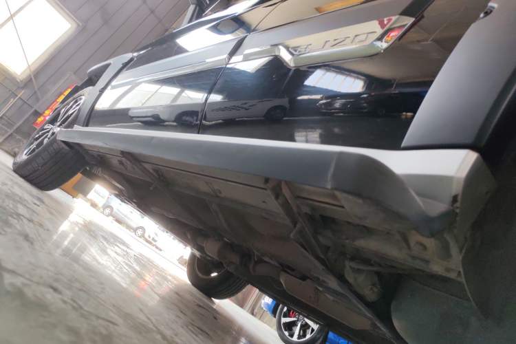 Used BAIC Off-Road BJ20 2016 1.5T CVT Prestige Edition Left Side Sill