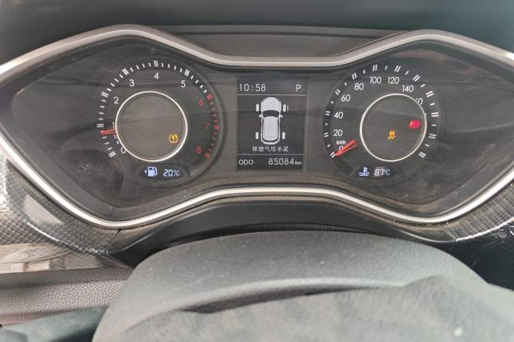 Used BAIC Off-Road BJ20 2016 1.5T CVT Prestige Edition Odometer Close Up