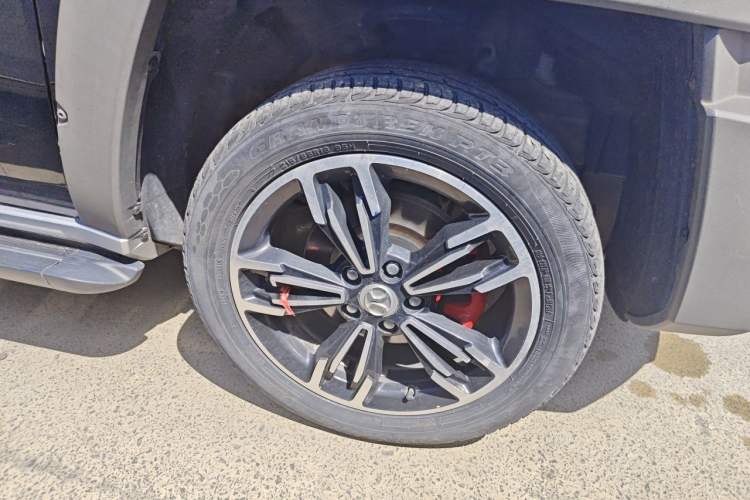 Used BAIC Off-Road BJ20 2016 1.5T CVT Luxury Model Right Front Wheel Hub