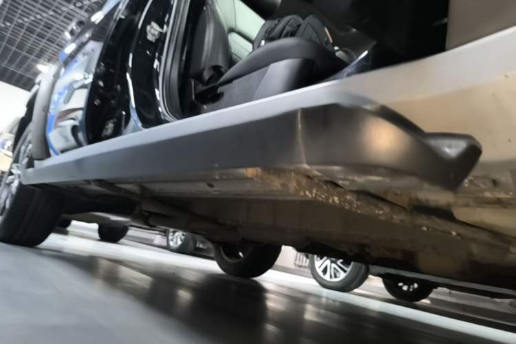 Used BAIC Off-Road BJ20 2016 1.5T Manual Luxury Model Right Side Sill