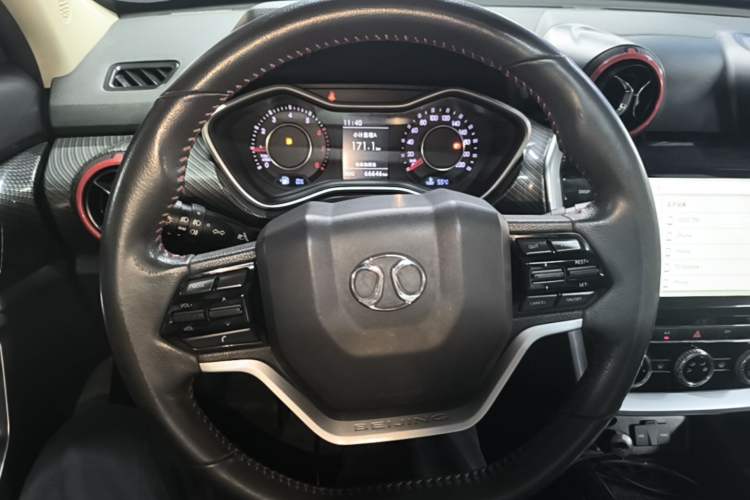 Used BAIC Off-Road BJ20 2016 1.5T Manual Luxury Model Steering Wheel