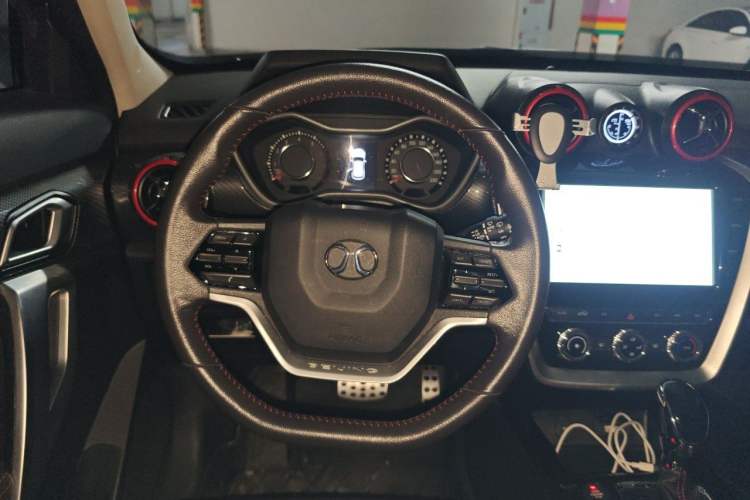 Used BAIC Off-Road BJ20 2016 1.5T CVT Luxury Model Steering Wheel