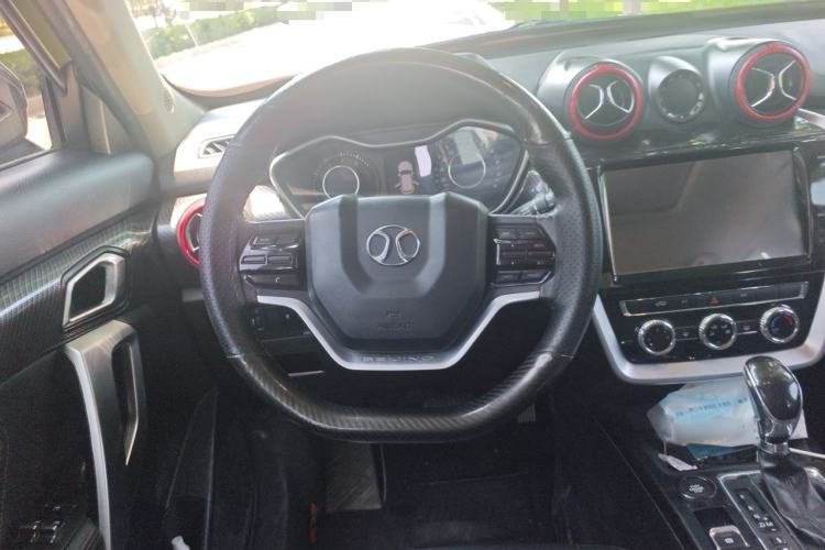 Used BAIC Off-Road BJ20 2016 1.5T CVT Luxury Model Steering Wheel