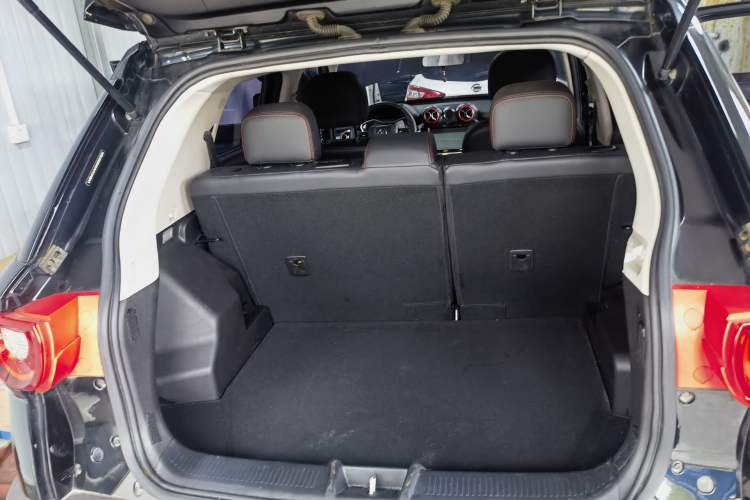 Used BAIC Off-Road BJ20 2016 1.5T CVT Luxury Model Trunk