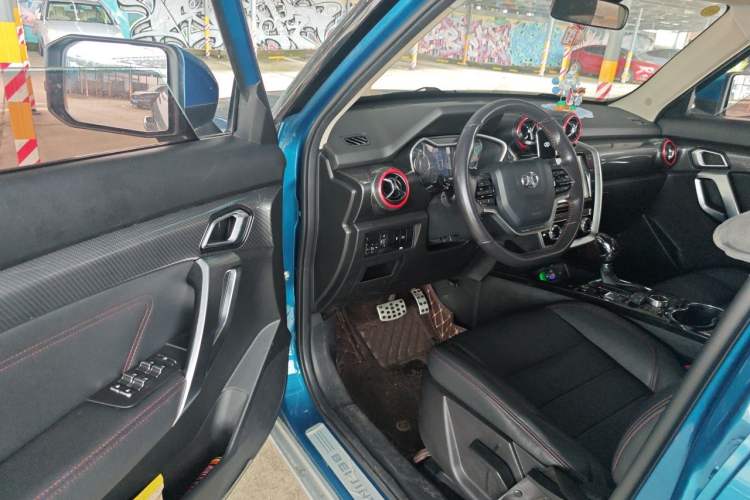 Used BAIC Off-Road BJ20 2016 1.5T CVT Luxury Model Driver Seat
