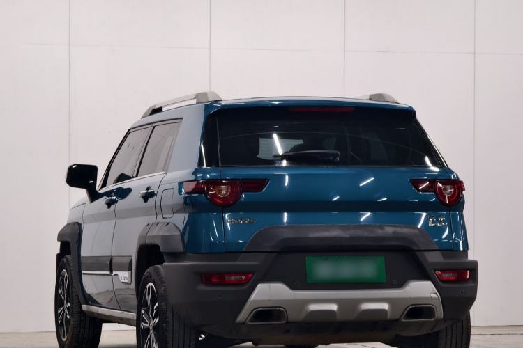 Used BAIC Off-Road BJ20 2016 1.5T CVT Luxury Model Exterior 5