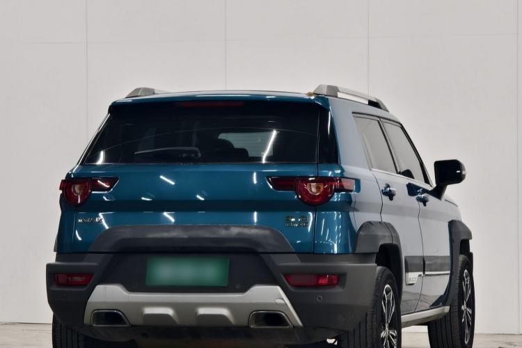 Used BAIC Off-Road BJ20 2016 1.5T CVT Luxury Model Exterior 7