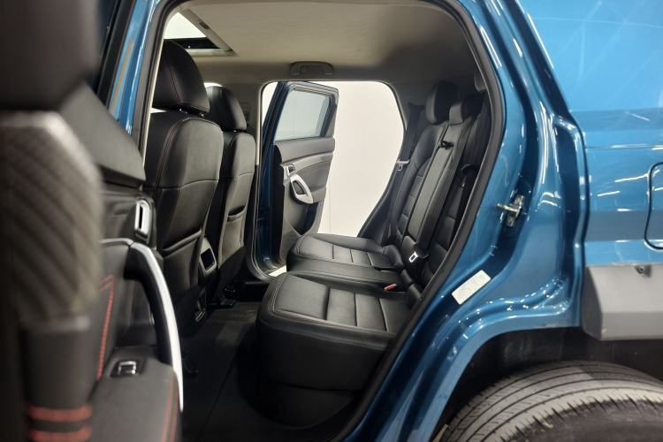 Used BAIC Off-Road BJ20 2016 1.5T CVT Luxury Model Interior 7