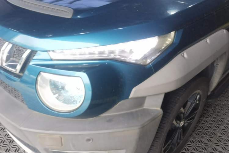 Used BAIC Off-Road BJ20 2016 1.5T CVT Luxury Model Left Front Headlight