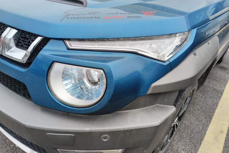 Used BAIC Off-Road BJ20 2016 1.5T CVT Luxury Model Left Front Headlight