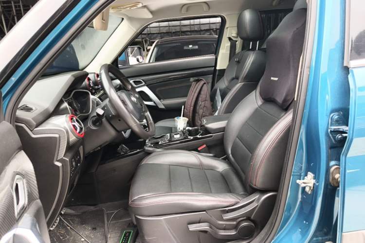 Used BAIC Off-Road BJ20 2016 1.5T CVT Luxury Model Left Front Seat
