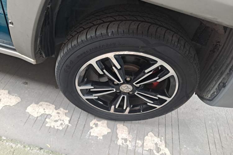 Used BAIC Off-Road BJ20 2016 1.5T CVT Prestige Edition Right Front Wheel Hub