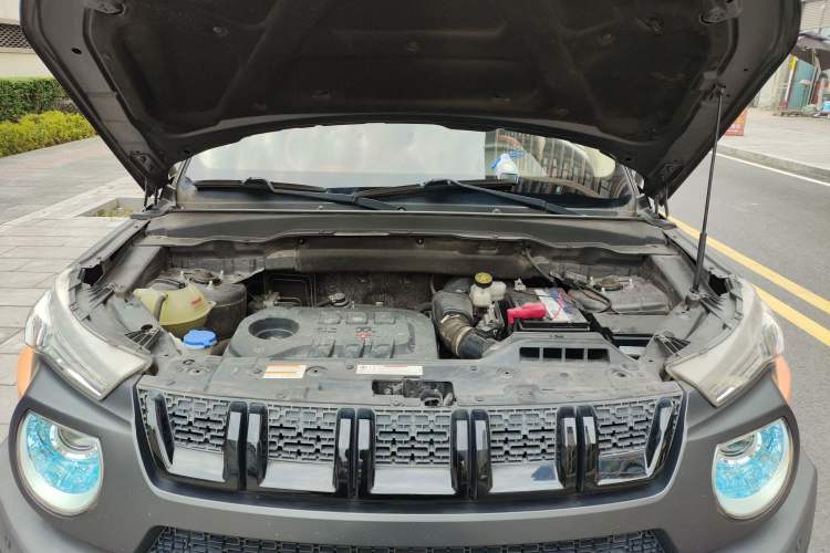 Used BAIC Off-Road BJ20 2016 1.5T CVT Luxury Model Engine Bay