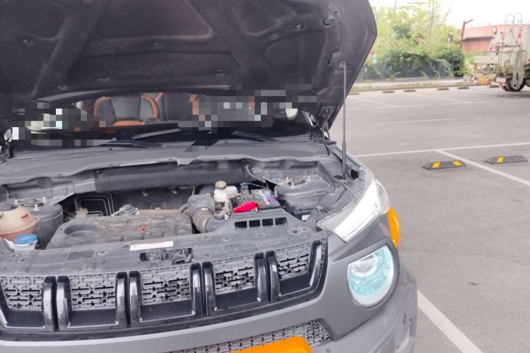 Used BAIC Off-Road BJ20 2016 1.5T CVT Luxury Model Engine Bay Left