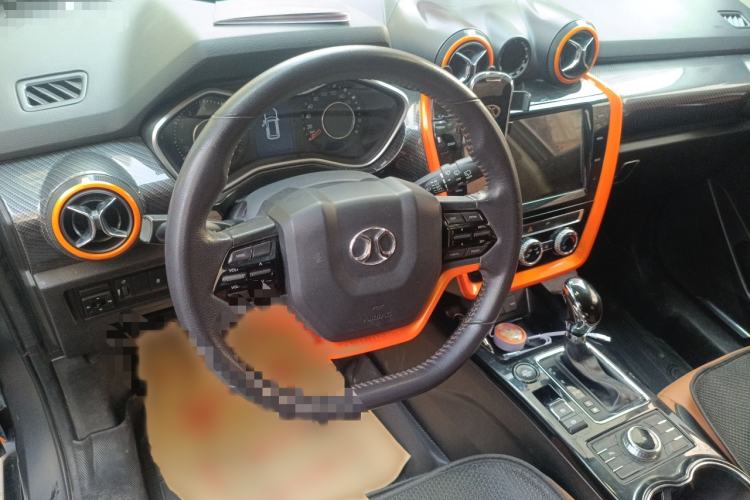 Used BAIC Off-Road BJ20 2016 1.5T CVT Luxury Model Steering Wheel