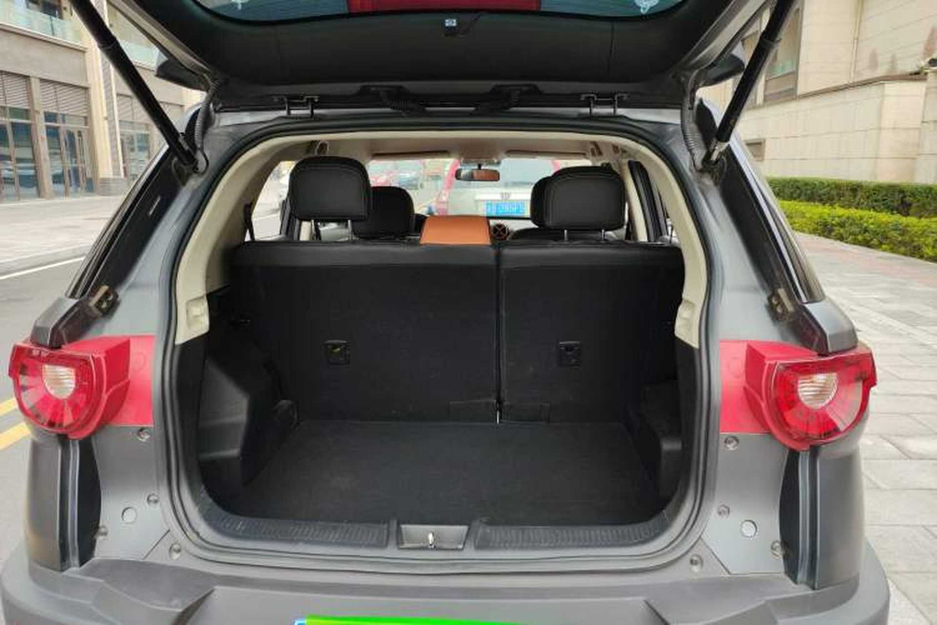 Used BAIC Off-Road BJ20 2016 1.5T CVT Luxury Model Trunk