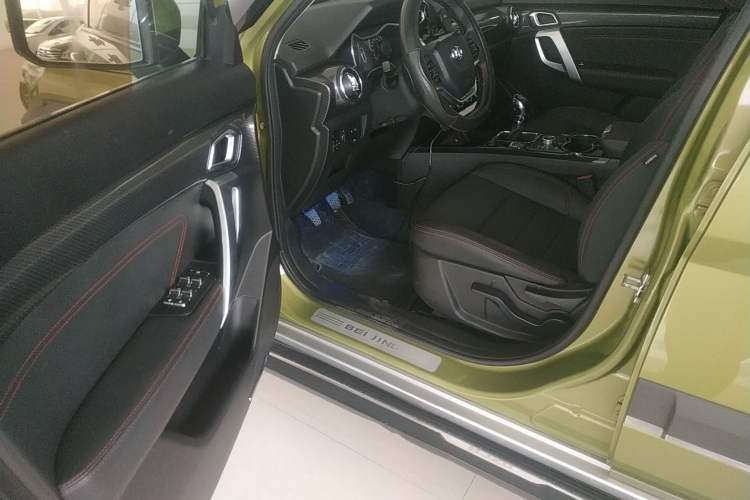 Used BAIC Off-Road BJ20 2016 1.5T Manual Luxury Model Driver Seat
