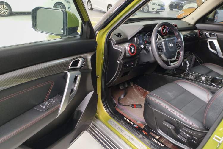Used BAIC Off-Road BJ20 2016 1.5T CVT Luxury Model Driver Seat