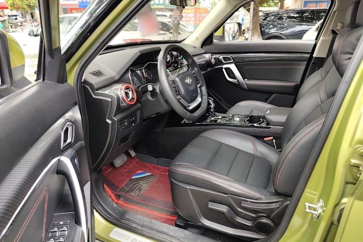 Used BAIC Off-Road BJ20 2016 1.5T CVT Luxury Model Driver Seat