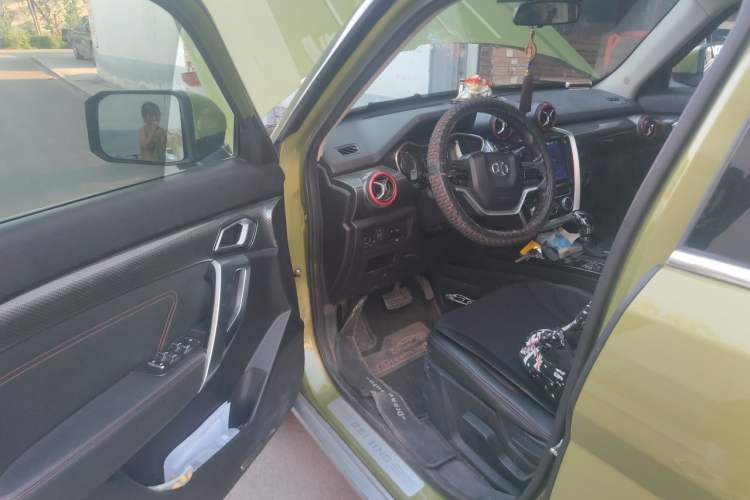 Used BAIC Off-Road BJ20 2016 1.5T CVT Luxury Model Driver Seat