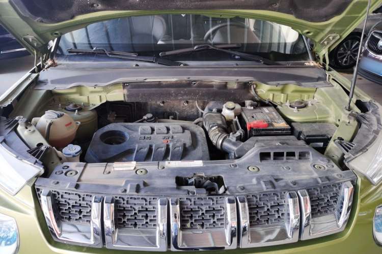 Used BAIC Off-Road BJ20 2016 1.5T CVT Luxury Model Engine Bay