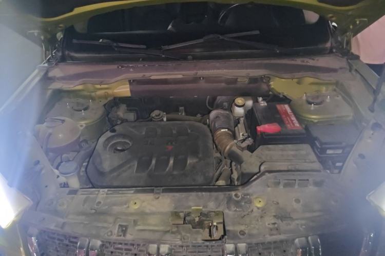 Used BAIC Off-Road BJ20 2016 1.5T CVT Luxury Model Engine Bay