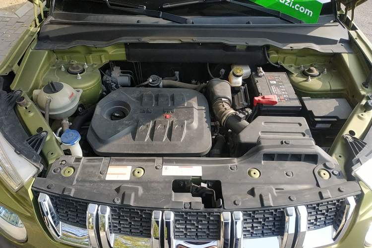 Used BAIC Off-Road BJ20 2016 1.5T CVT Luxury Model Engine Bay