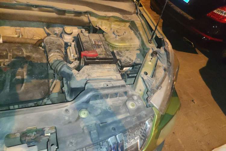 Used BAIC Off-Road BJ20 2016 1.5T CVT Luxury Model Engine Bay Left