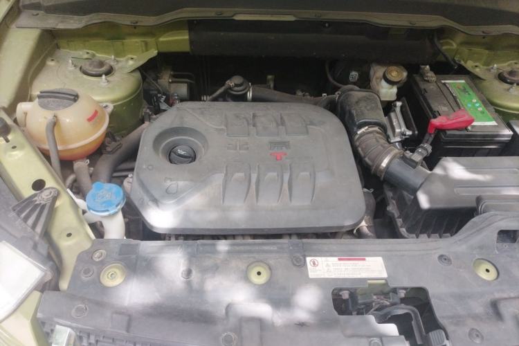 Used BAIC Off-Road BJ20 2016 1.5T CVT Luxury Model Engine Bay