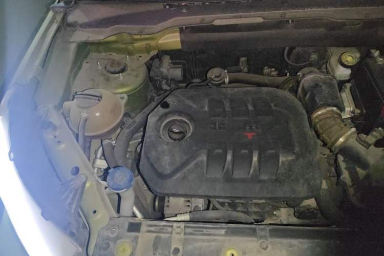 Used BAIC Off-Road BJ20 2016 1.5T CVT Luxury Model Engine Bay Right