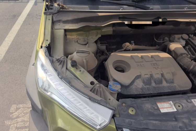 Used BAIC Off-Road BJ20 2016 1.5T CVT Prestige Edition Engine Bay Right