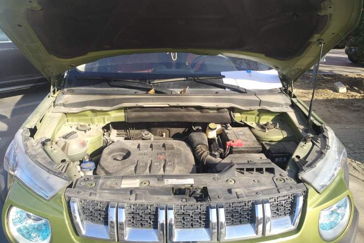 Used BAIC Off-Road BJ20 2016 1.5T CVT Luxury Model Engine Bay