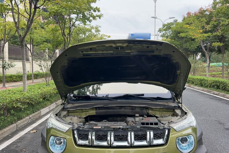 Used BAIC Off-Road BJ20 2016 1.5T Manual Elite Edition Engine Bay
