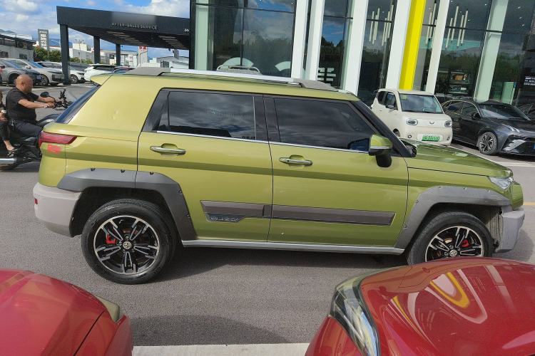 Used BAIC Off-Road BJ20 2016 1.5T CVT Luxury Model Exterior 2