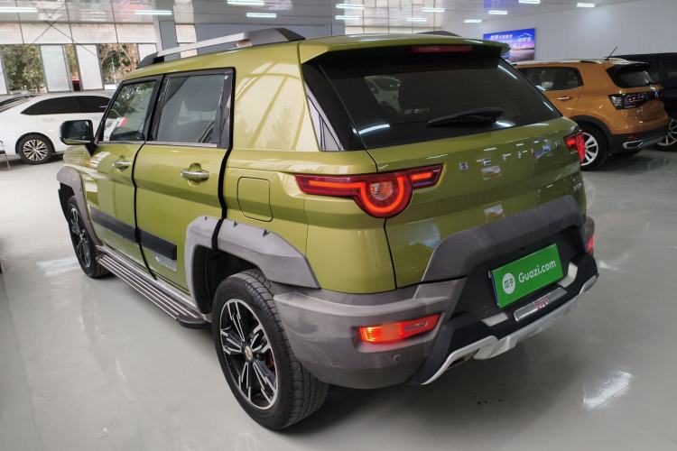 Used BAIC Off-Road BJ20 2016 1.5T CVT Luxury Model Exterior 2