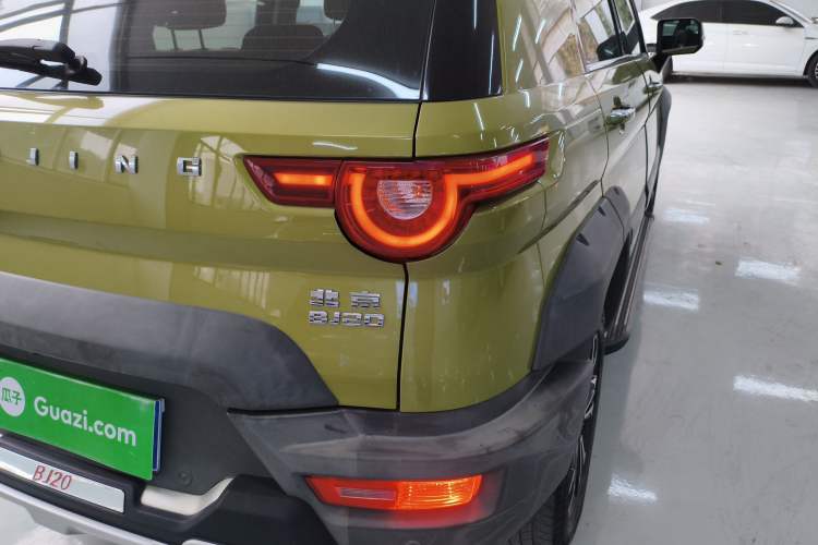 Used BAIC Off-Road BJ20 2016 1.5T CVT Luxury Model Exterior 3