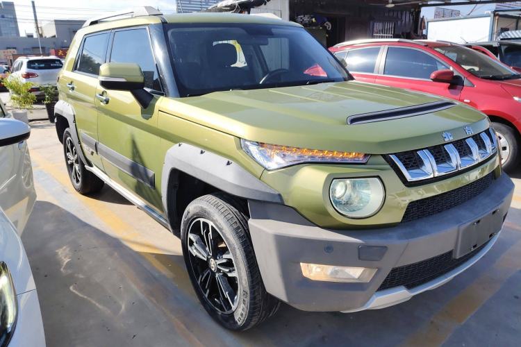 Used BAIC Off-Road BJ20 2016 1.5T Manual Luxury Model Front Right 45 Deg