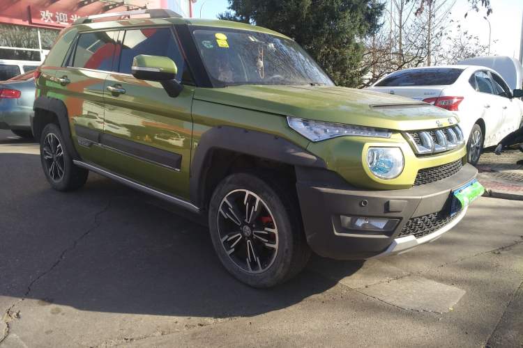 Used BAIC Off-Road BJ20 2016 1.5T CVT Luxury Model Front Right 45 Deg
