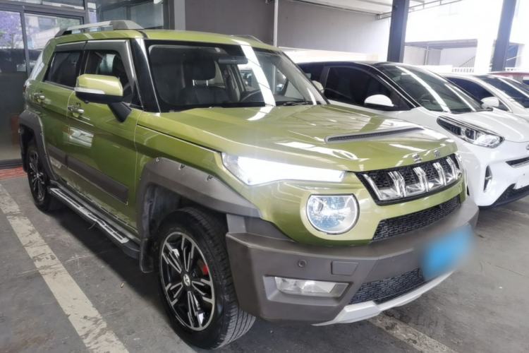 Used BAIC Off-Road BJ20 2016 1.5T CVT Luxury Model Front Right 45 Deg