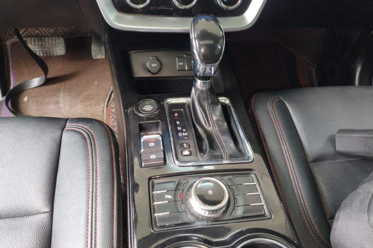 Used BAIC Off-Road BJ20 2016 1.5T CVT Luxury Model Gear Lever
