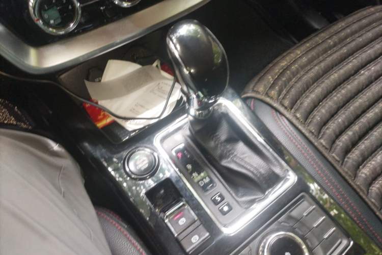 Used BAIC Off-Road BJ20 2016 1.5T CVT Luxury Model Gear Lever