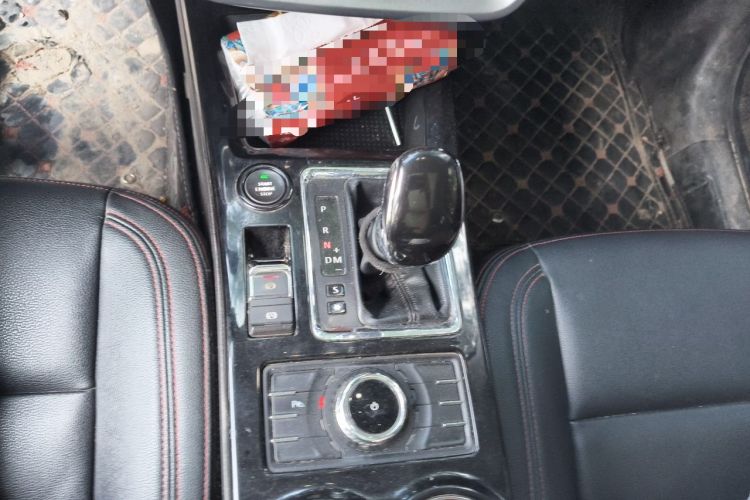 Used BAIC Off-Road BJ20 2016 1.5T CVT Luxury Model Gear Lever